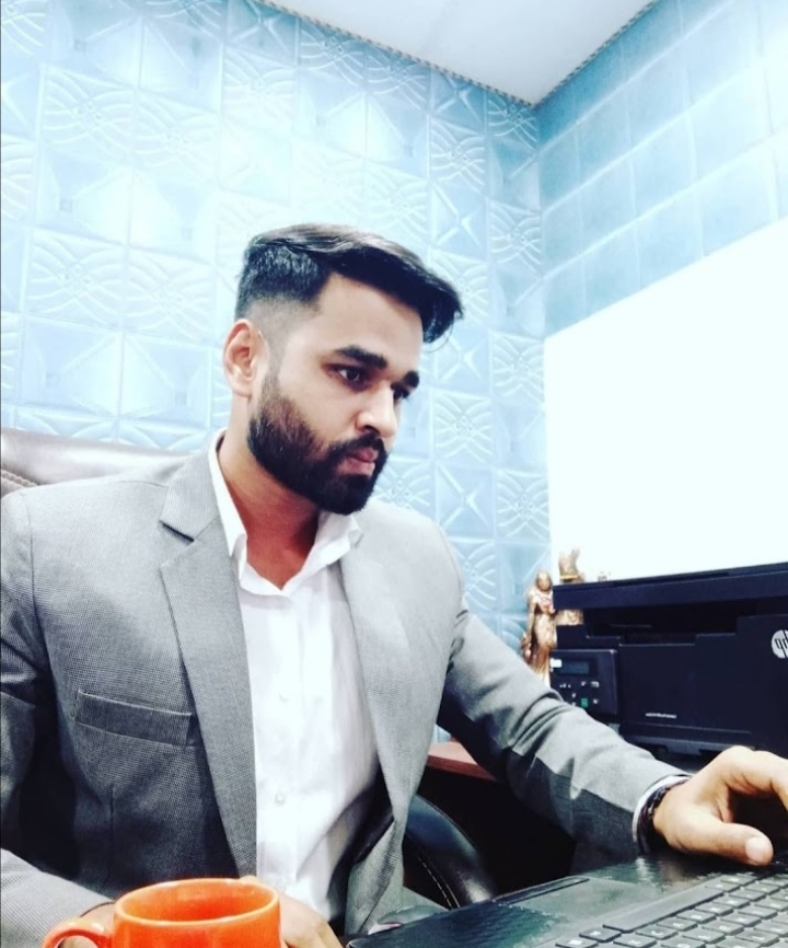 MR.AGRANSHU AGARWAL